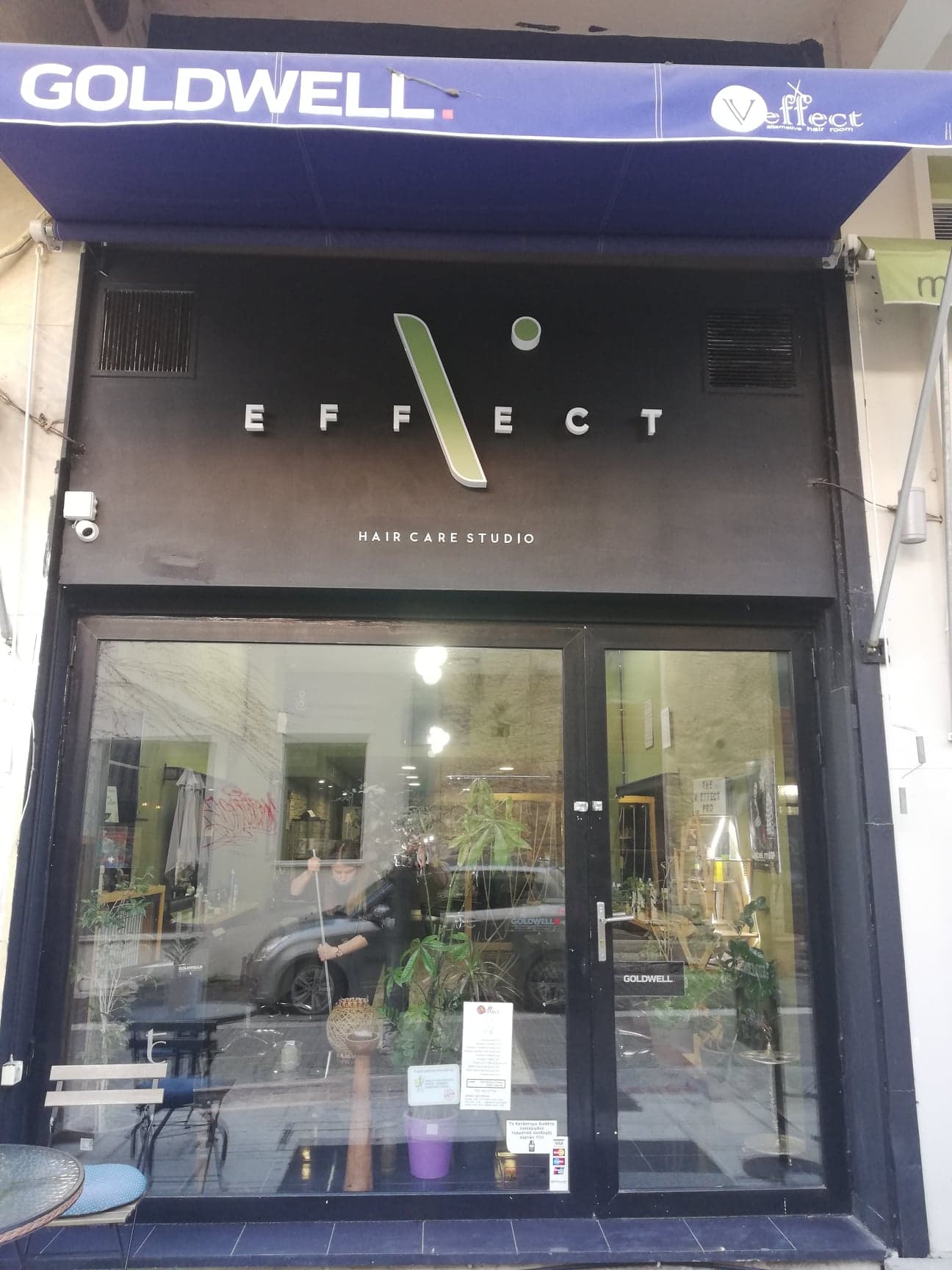 V-effect