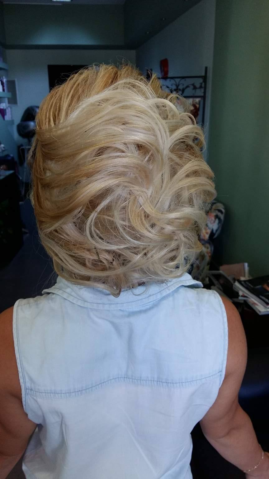 Victoria hair style